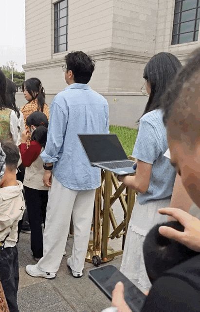 最近去北京的人,正在排队受虐 最近去北京的人,正在排队受虐