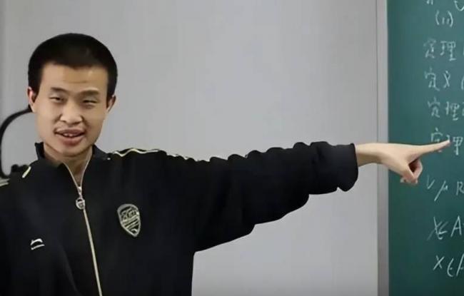 “韦神”开网店卖天书 “秘笈”大卖7000本 “韦神”开网店卖天书 “秘笈”大卖7000本