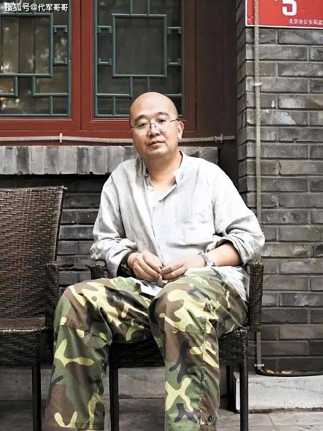 著名战地记者唐师曾病逝,离婚后家庭连遭剧变 著名战地记者唐师曾病逝,离婚后家庭连遭剧变