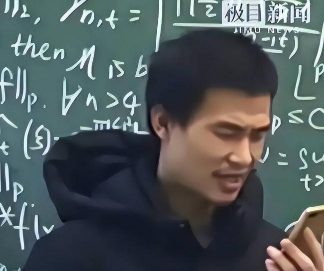 4天狂捞100万,韦东奕带货败光路人缘 4天狂捞100万,韦东奕带货败光路人缘