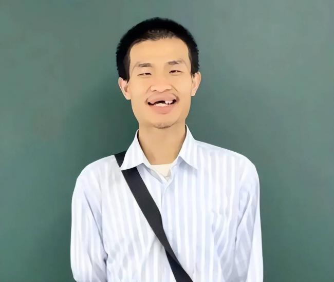4天狂捞100万,韦东奕带货败光路人缘 4天狂捞100万,韦东奕带货败光路人缘