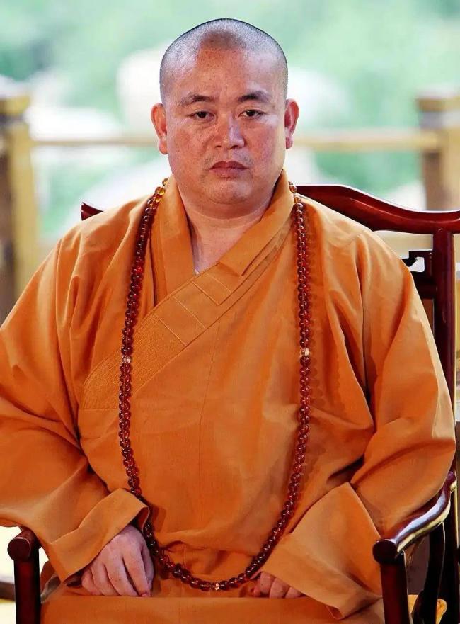 上联“许家印钱骗万亿” 下联非常精彩 上联“许家印钱骗万亿” 下联非常精彩