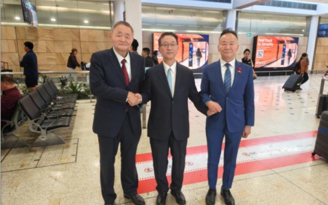 确认了,中国“插口袋摆拍哥”高升 确认了,中国“插口袋摆拍哥”高升
