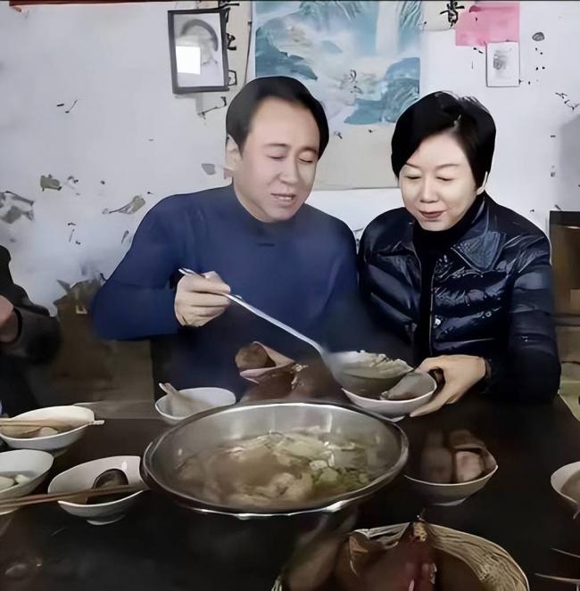 无妄之灾 许家印案牵连4女星 无妄之灾 许家印案牵连4女星