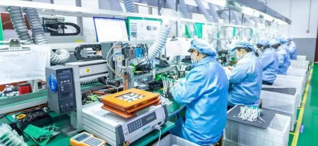 中国式劳务派遣,正在吃掉一代普通人 中国式劳务派遣,正在吃掉一代普通人