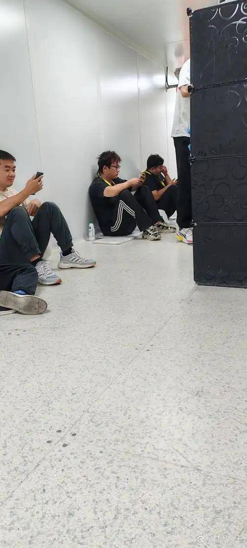 中国式劳务派遣,正在吃掉一代普通人 中国式劳务派遣,正在吃掉一代普通人