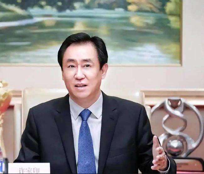 逃亡海外的丁玉梅 还藏着两张秘密保命底牌 逃亡海外的丁玉梅 还藏着两张秘密保命底牌