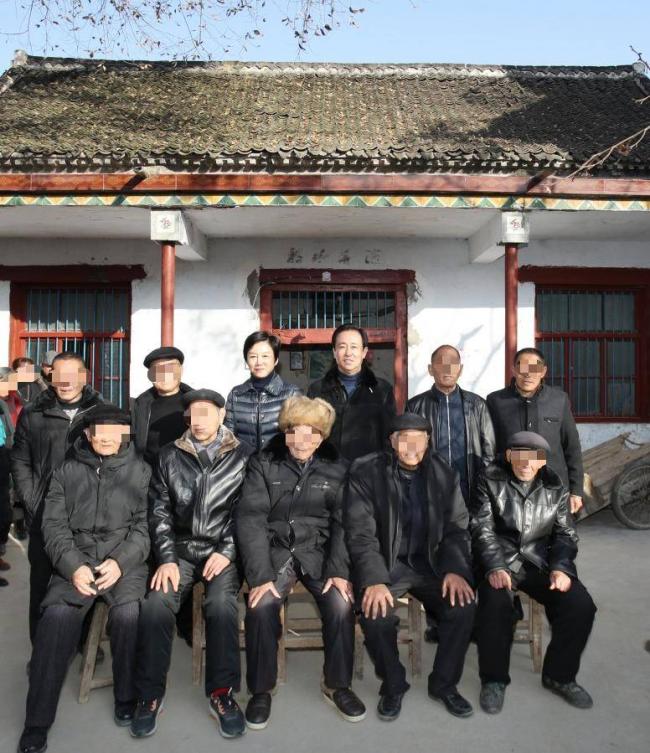 逃亡海外的丁玉梅 还藏着两张秘密保命底牌 逃亡海外的丁玉梅 还藏着两张秘密保命底牌