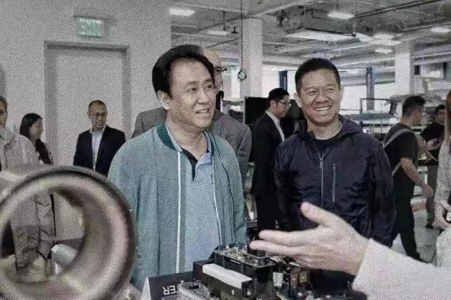 许家印最贵的一课:被他反手薅走8亿美金 许家印最贵的一课:被他反手薅走8亿美金