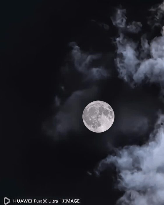 华为“最失败”高端旗舰机,Ultra版彻底消失 华为“最失败”高端旗舰机,Ultra版彻底消失