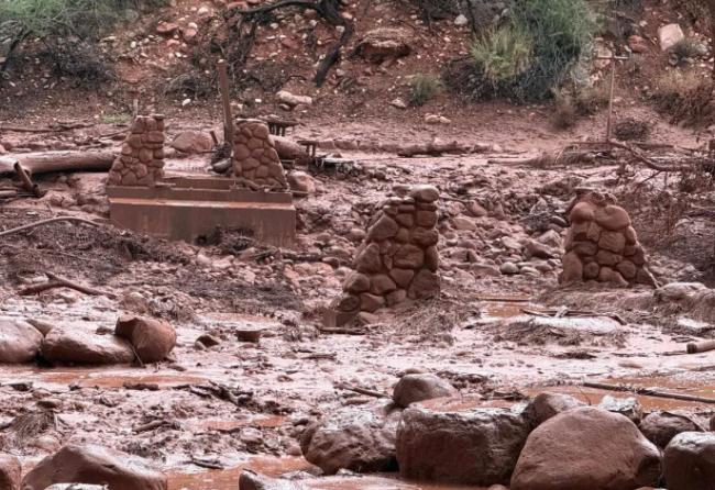 突发:美国大峡谷国家公园爆发山洪 超20人失联 突发:美国大峡谷国家公园爆发山洪 超20人失联