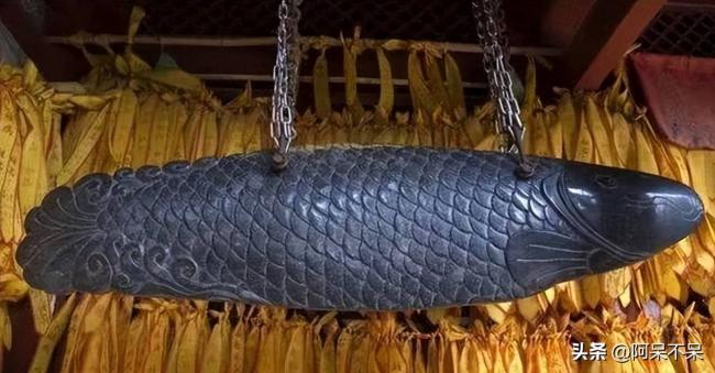 中国这座小寺庙 武警24小时站岗 中国这座小寺庙 武警24小时站岗