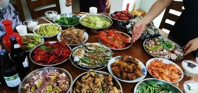 干了一辈子体制内,才发现60岁是一道鬼门关? 干了一辈子体制内,才发现60岁是一道鬼门关?