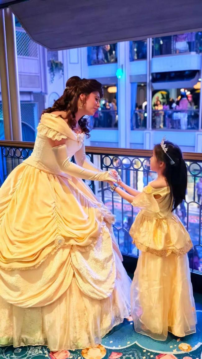 全球最亲子的邮轮,沦为色情窝点 全球最亲子的邮轮,沦为色情窝点