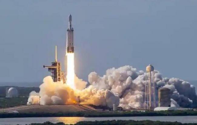 简单粗暴!SpaceX清退1200名中国工程师 简单粗暴!SpaceX清退1200名中国工程师