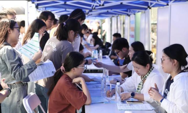 2026年高校校园招聘,最担心的事情还是发生了 2026年高校校园招聘,最担心的事情还是发生了