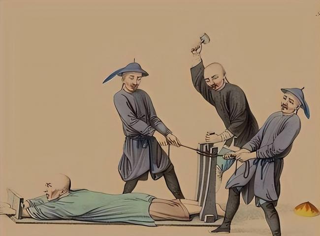 古代最残忍的刑罚:行刑时长长达2年 古代最残忍的刑罚:行刑时长长达2年