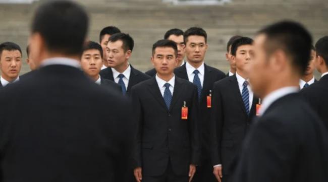 国庆正当时,港媒透露胡海峰会否升职引关注 国庆正当时,港媒透露胡海峰会否升职引关注