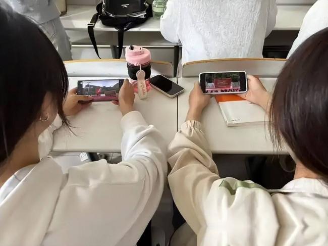大学奶头乐泛滥成灾 不少家长却一无所知 大学奶头乐泛滥成灾 不少家长却一无所知