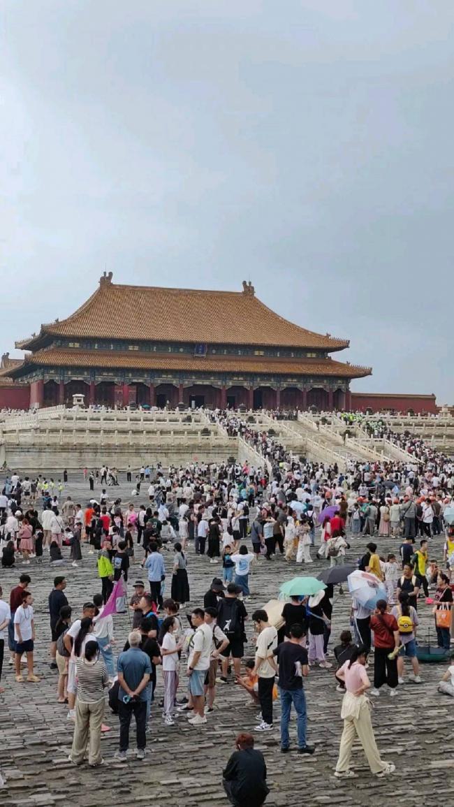 国庆黄金周十大拥堵景区,一眼望不到边的人头 国庆黄金周十大拥堵景区,一眼望不到边的人头