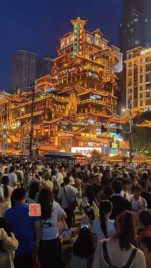 国庆黄金周十大拥堵景区,一眼望不到边的人头 国庆黄金周十大拥堵景区,一眼望不到边的人头