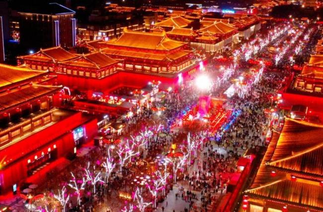 国庆黄金周十大拥堵景区,一眼望不到边的人头 国庆黄金周十大拥堵景区,一眼望不到边的人头