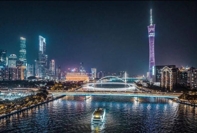 中国铁路史首次!1万人挤爆广州南站,不是旅游 中国铁路史首次!1万人挤爆广州南站,不是旅游
