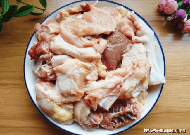 国庆出游吃“农家乐”,结账时傻眼了 国庆出游吃“农家乐”,结账时傻眼了