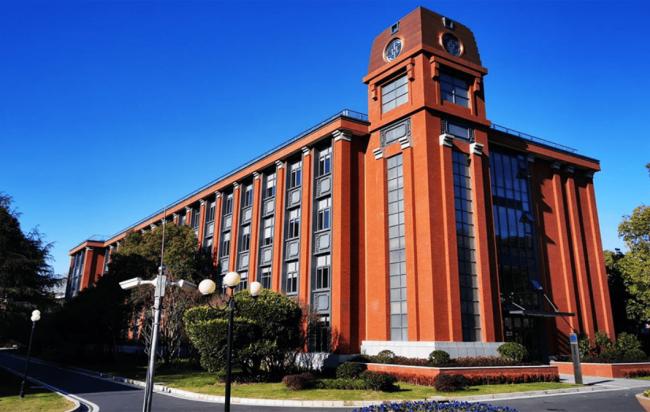 中国最容易混淆的2所大学 分数差了100分以上 中国最容易混淆的2所大学 分数差了100分以上