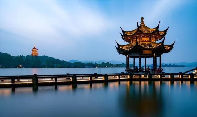 杭州GDP干到2.3万亿,却因一道菜口碑大跌 杭州GDP干到2.3万亿,却因一道菜口碑大跌