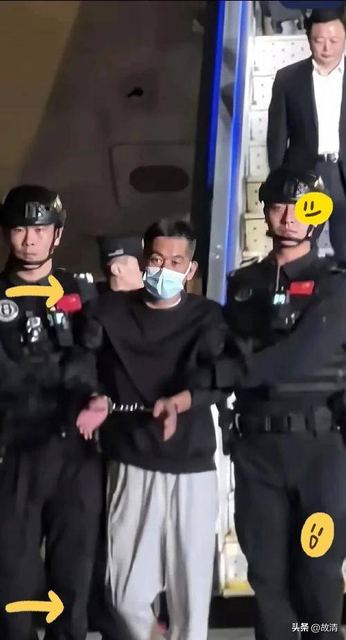 央视纪录片再曝新料 难怪赵薇翻身难 央视纪录片再曝新料 难怪赵薇翻身难