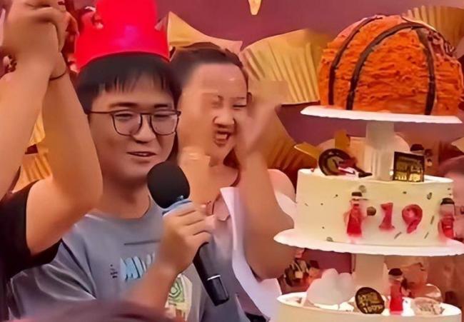 被判死刑的明珍珍,私生活吓人一跳 被判死刑的明珍珍,私生活吓人一跳