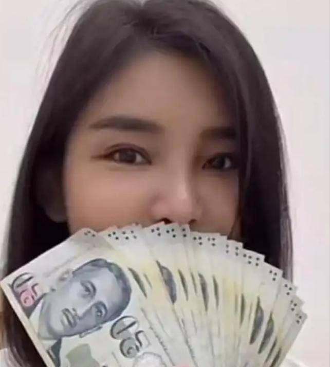 比明珍珍狠毒!缅北两大女魔头至今在逃 比明珍珍狠毒!缅北两大女魔头至今在逃