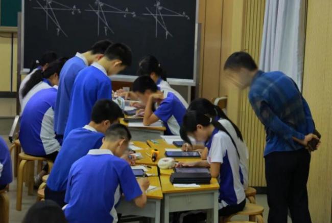 孩子越来越笨 AI 已开始惩罚人类 孩子越来越笨 AI 已开始惩罚人类