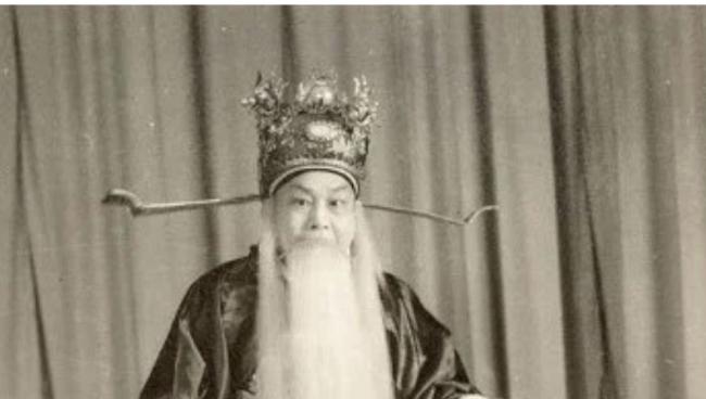 躲大劫:京剧大师六个子女 五个逃离文革 躲大劫:京剧大师六个子女 五个逃离文革