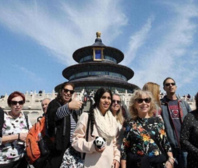 93万俄罗斯人把中国推上亚洲第一 93万俄罗斯人把中国推上亚洲第一