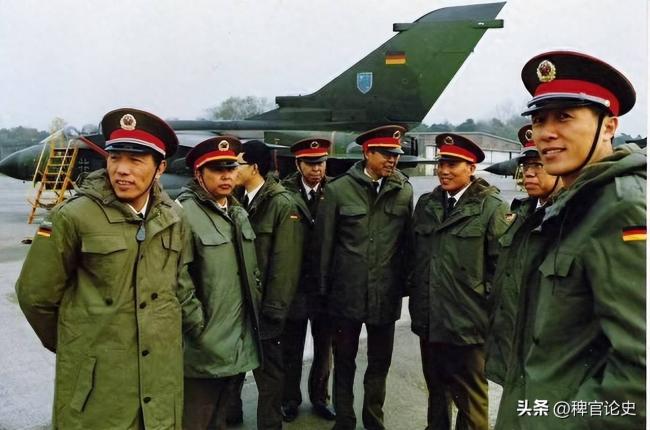 一件德式军衣暖了身,一份天价订单冷了心:当年那场未完成的军售 一件德式军衣暖了身,一份天价订单冷了心:当年那场未完成的军售
