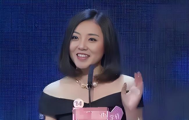 她在非诚勿扰上站五年,最终被主持人赶下台 她在非诚勿扰上站五年,最终被主持人赶下台