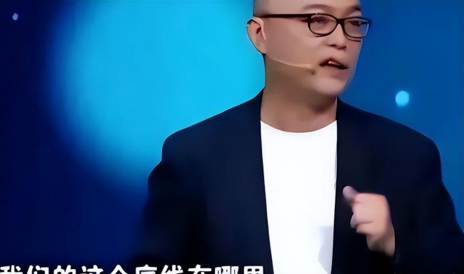 她在非诚勿扰上站五年,最终被主持人赶下台 她在非诚勿扰上站五年,最终被主持人赶下台