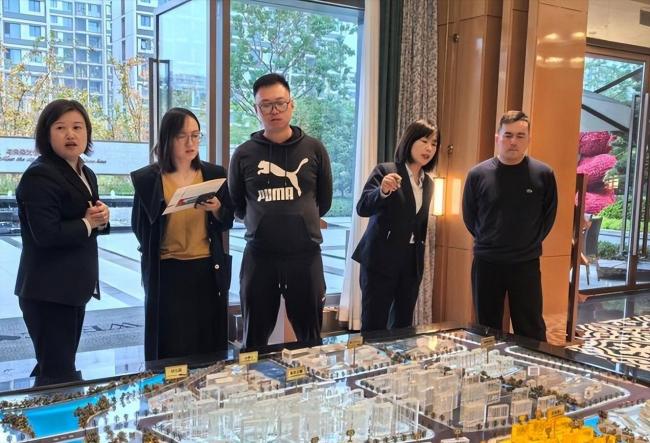 史上最大规模化债启动!30年的信仰进入倒计时 史上最大规模化债启动!30年的信仰进入倒计时