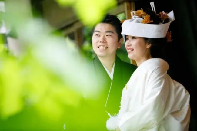 日本新娘出嫁为何要戴白帽子 日本新娘出嫁为何要戴白帽子