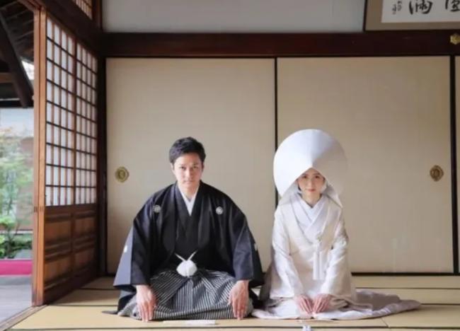 日本新娘出嫁为何要戴白帽子 日本新娘出嫁为何要戴白帽子