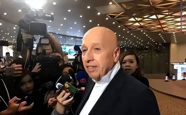 退出美加国籍,他带着百亿身家加入中国籍 退出美加国籍,他带着百亿身家加入中国籍
