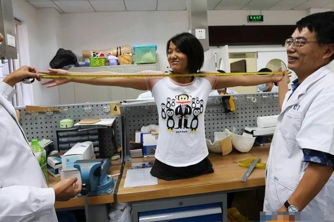 4岁失去双腿的“篮球女孩”钱红艳 如今怎样了 4岁失去双腿的“篮球女孩”钱红艳 如今怎样了