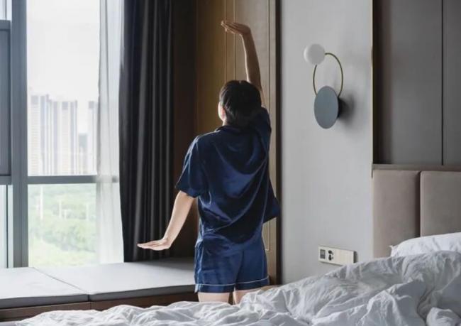 中国女性从不穿内衣到抢穿睡衣 中国女性从不穿内衣到抢穿睡衣